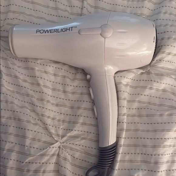Bio Ionic White Hair Dryer - Picture 2 of 3